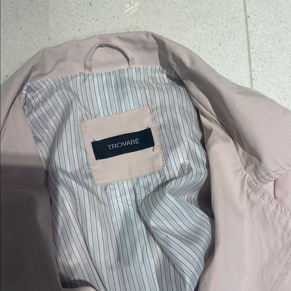 Jacket - Picture 2 of 5